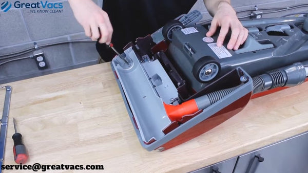 How to Change the Headlights on a Prolux Upright Vacuum